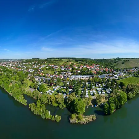 Knaus Campingpark Frickenhausen Kemp *