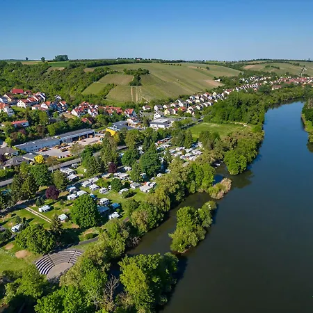 Knaus Campingpark Frickenhausen *